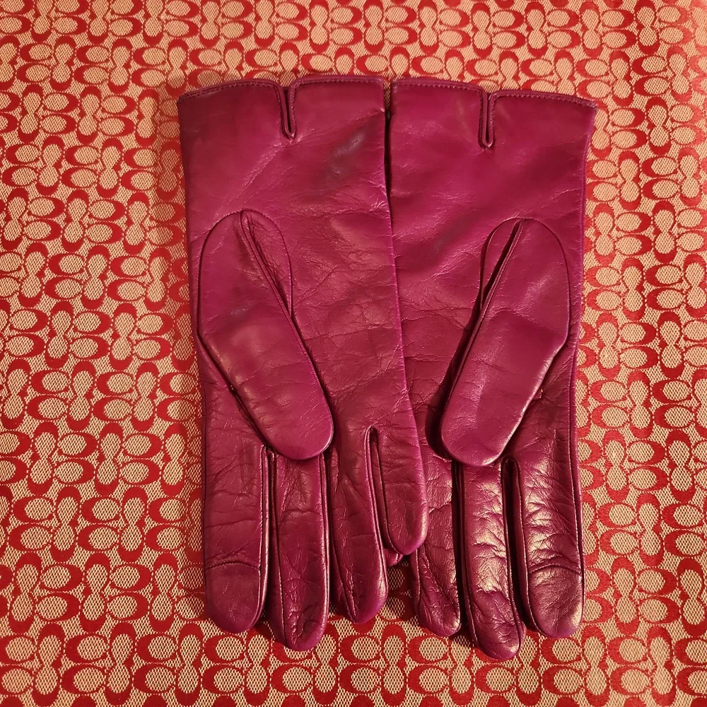 Coach leather gloves - Picture 6 of 7